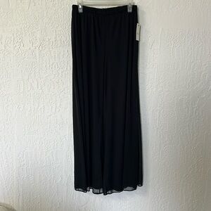 Chaus New York black women pants